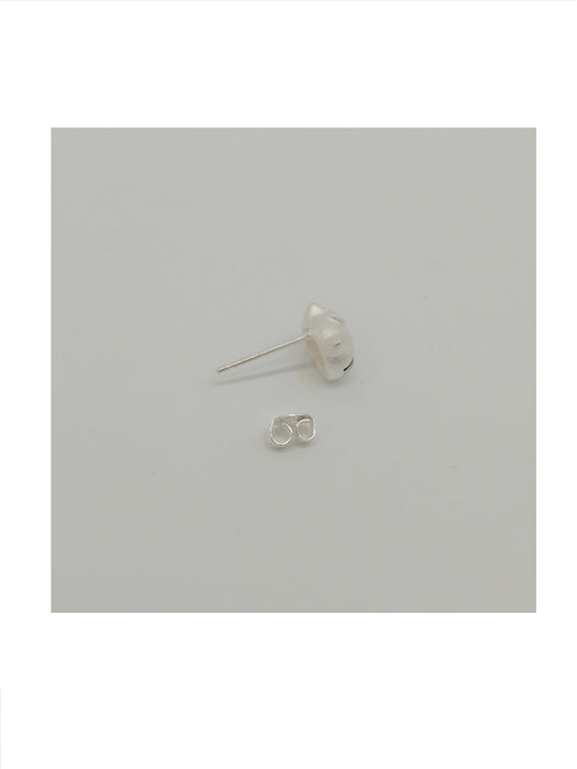 Hello Kitty Stud Earrings - Prodigy Toys